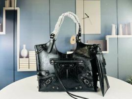 Picture of Balenciaga Lady Handbags _SKUfw150497536fw